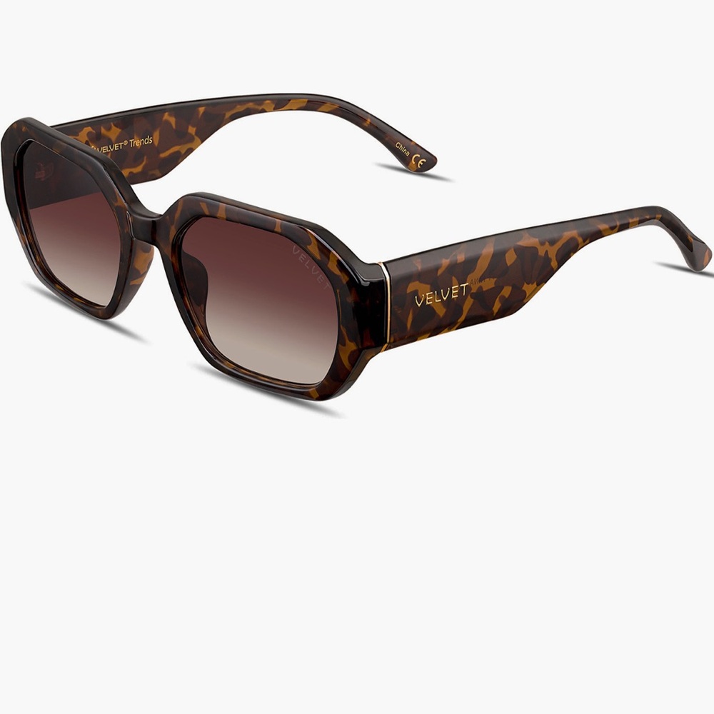 Velvet Eyewear Tortoise Oversized Octagan Sunglasses Glossy Finish